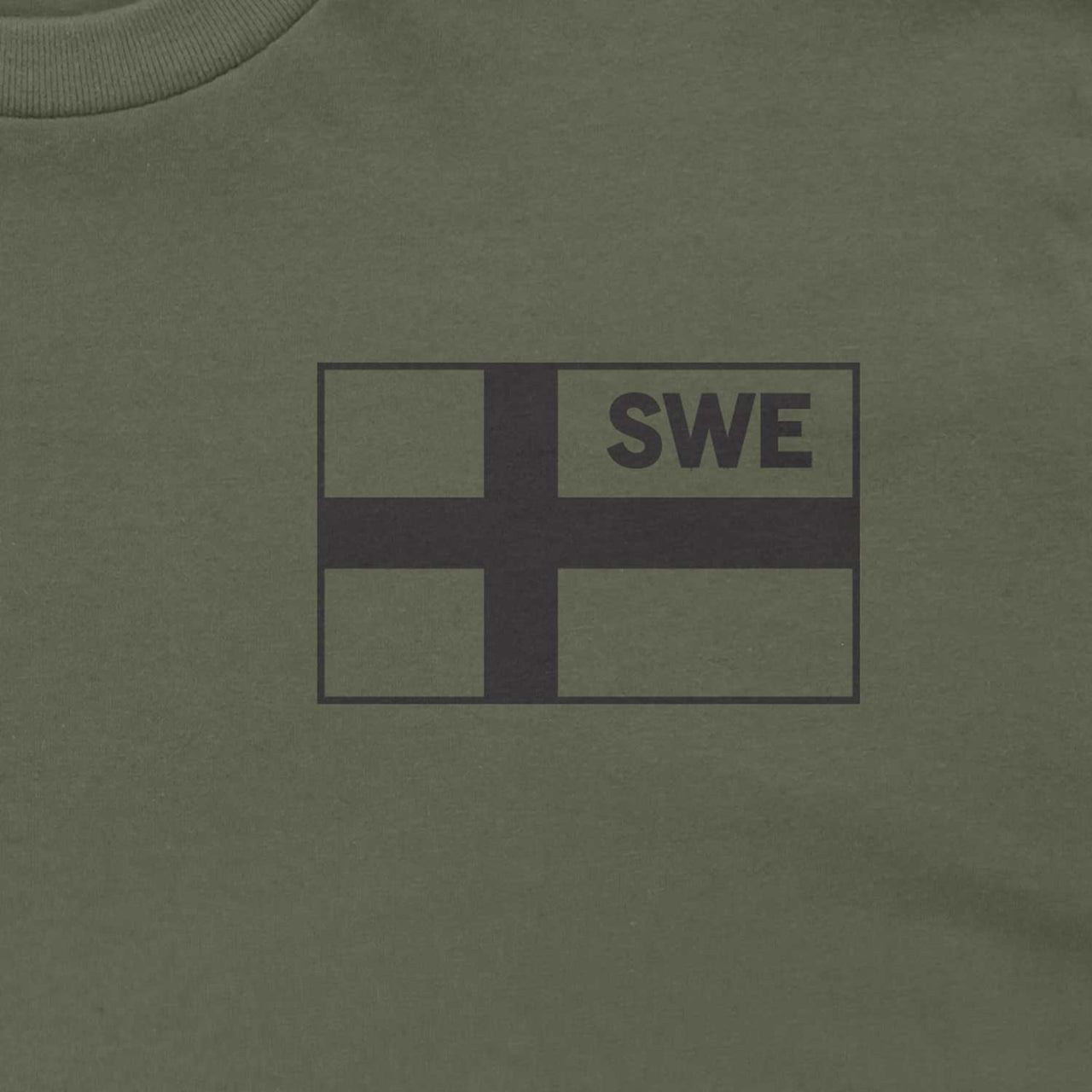 Sverigeflagga - SWE - Svart tryck | T-shirt - Sverigekompaniet
